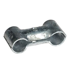 Een tweedelige thermisch verzinkte X-klem type TJ 226 voor het parallel koppelen van twee ronde buizen.