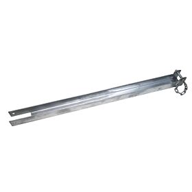 Een lange thermisch verzinkte stalen overvalsluiting met een borgpen aan een ketting, ontworpen voor het stevig vergrendelen van hekken.