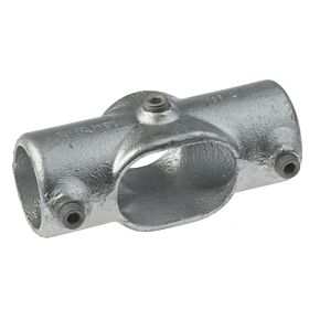 Een zilverkleurig, thermisch verzinkt gegoten kruisstuk model G119 met drie inbusbouten voor een stevige en duurzame buisverbinding.