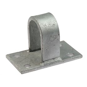 Een grote thermisch verzinkte metalen sluitgaffel op een rechthoekige montageplaat met vier boorgaten voor een veilige en duurzame bevestiging.