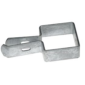 Een thermisch verzinkte metalen eindbeugel met lange lip voor de stevige bevestiging van dubbelstaafmatten aan vierkante hekwerkpalen.