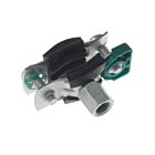 Een metalen Bifix G2 pijpbeugel voorzien van zwarte EPDM rubberen voering en stevige schroefbevestiging voor professionele buismontage op witte achtergrond.