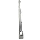 Aluminium puntdraadkop recht model voor drie rijen prikkeldraad, bedoeld voor montage op een ronde afrasteringspaal.