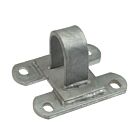 Zilverkleurige thermisch verzinkte metalen sluitgaffel met een centrale lus en vier montagegaten voor bevestiging op vlakke oppervlakken.