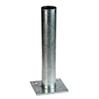 Een stevige thermisch verzinkte stalen voetplaat met een opstaande buis van 60mm voor montage op vlakke ondergronden.