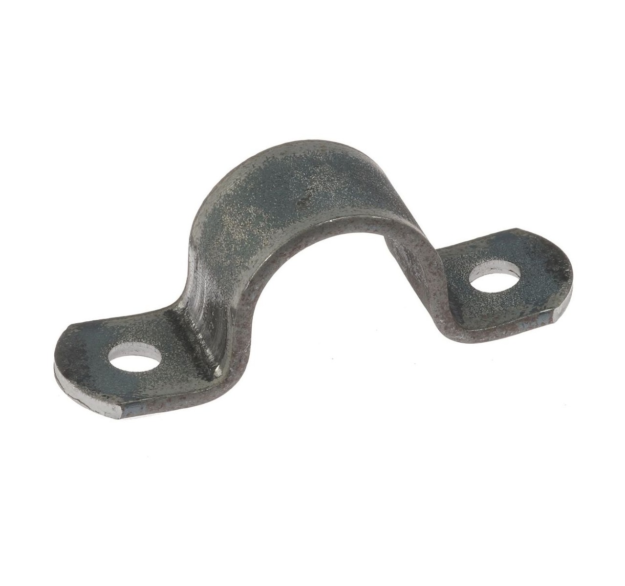 Een close-up van een thermisch verzinkte metalen kapbeugel met twee montagegaten voor het stevig bevestigen van buizen en leidingen.