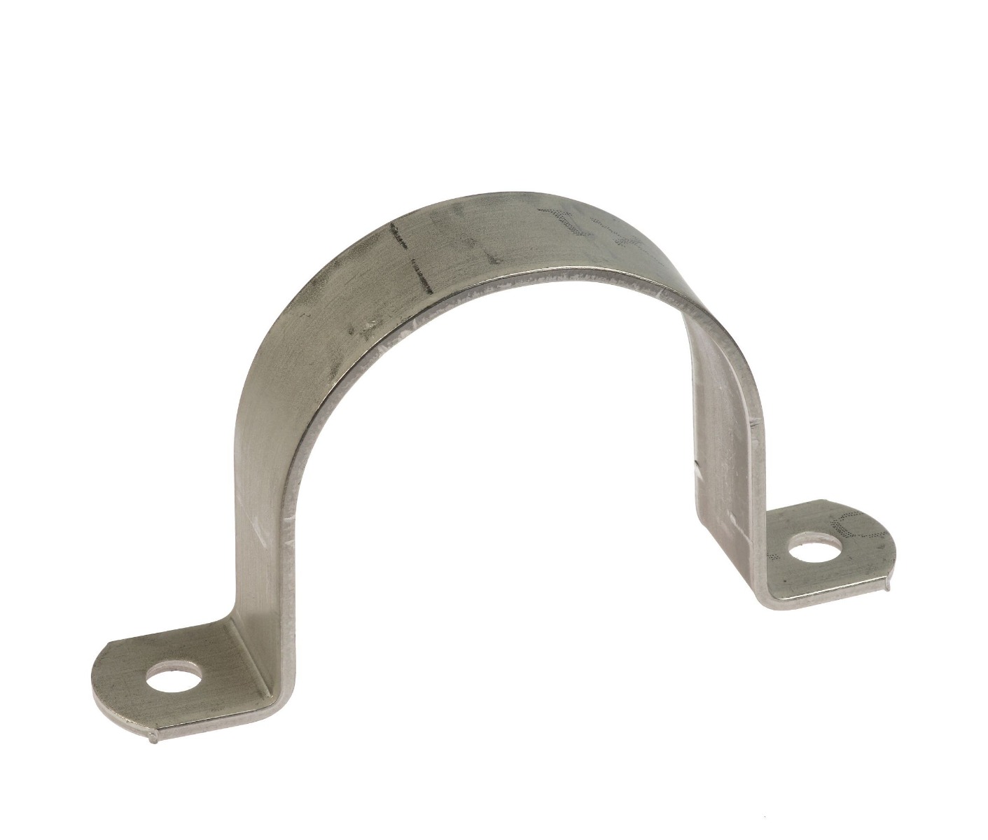 Een zilverkleurige roestvrijstalen kapbeugel strip van 40 bij 4 millimeter met twee montagegaten voor het stevig bevestigen van buizen.