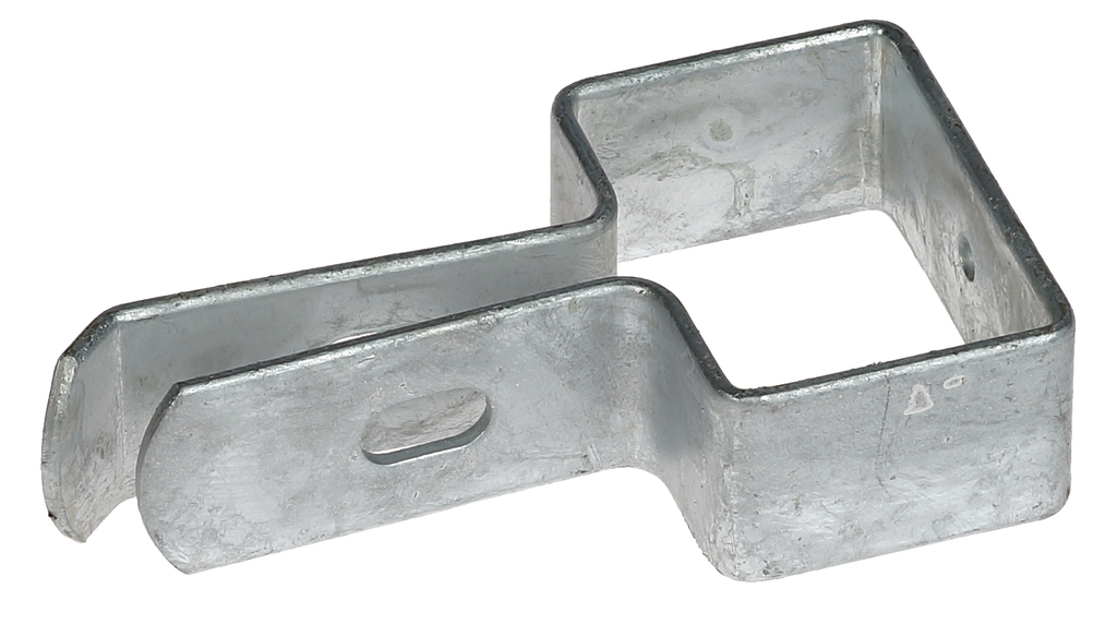 Een thermisch verzinkte metalen eindbeugel met verlengde lip voor de stevige montage van dubbelstaafmat hekwerk aan een vierkante paal.
