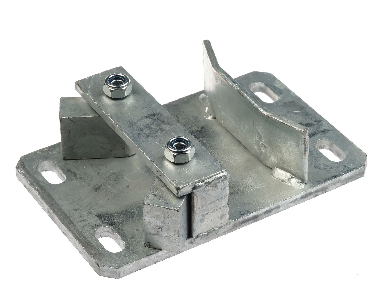 Een robuuste thermisch verzinkte snelsluiter voor hekwerk met een stevige basisplaat, voorzien van vier montagegaten en een metalen klemmechanisme.