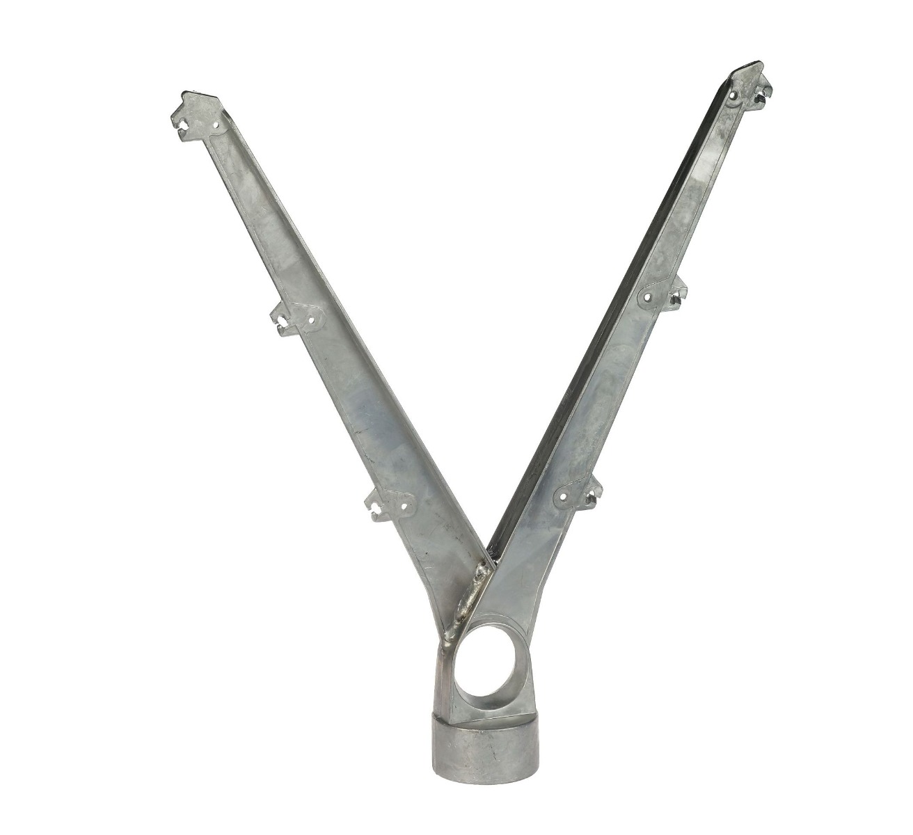 Een zilverkleurige aluminium Y-vormige puntdraadkop ontworpen voor het bevestigen van zes rijen prikkeldraad op een 60 mm paal.